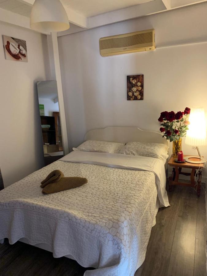 Mini Penthouse Larnaca Extérieur photo