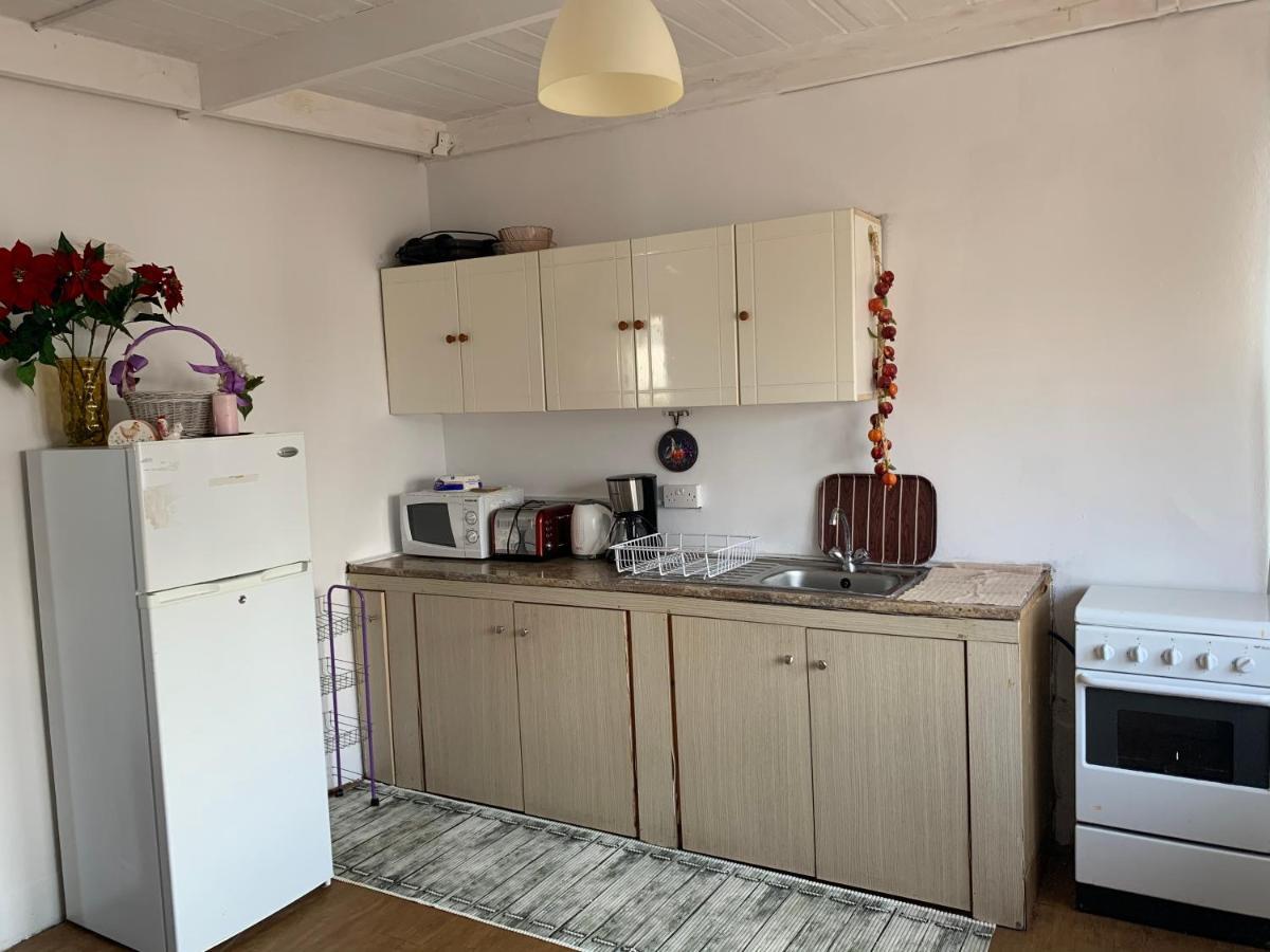 Mini Penthouse Larnaca Extérieur photo